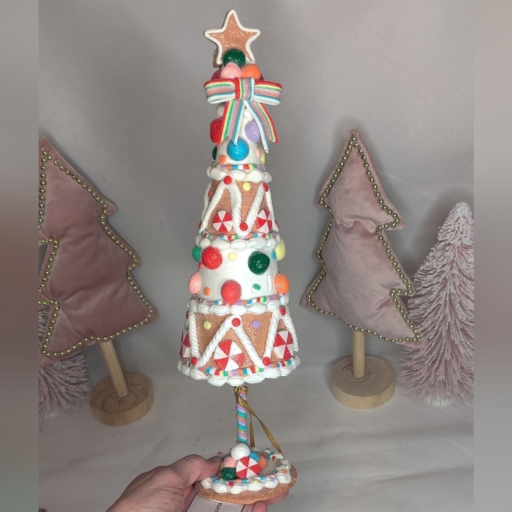 Cupcakes and Cashmere Gumdrops and Peppermint Iced Gingerbread Christmas Tree